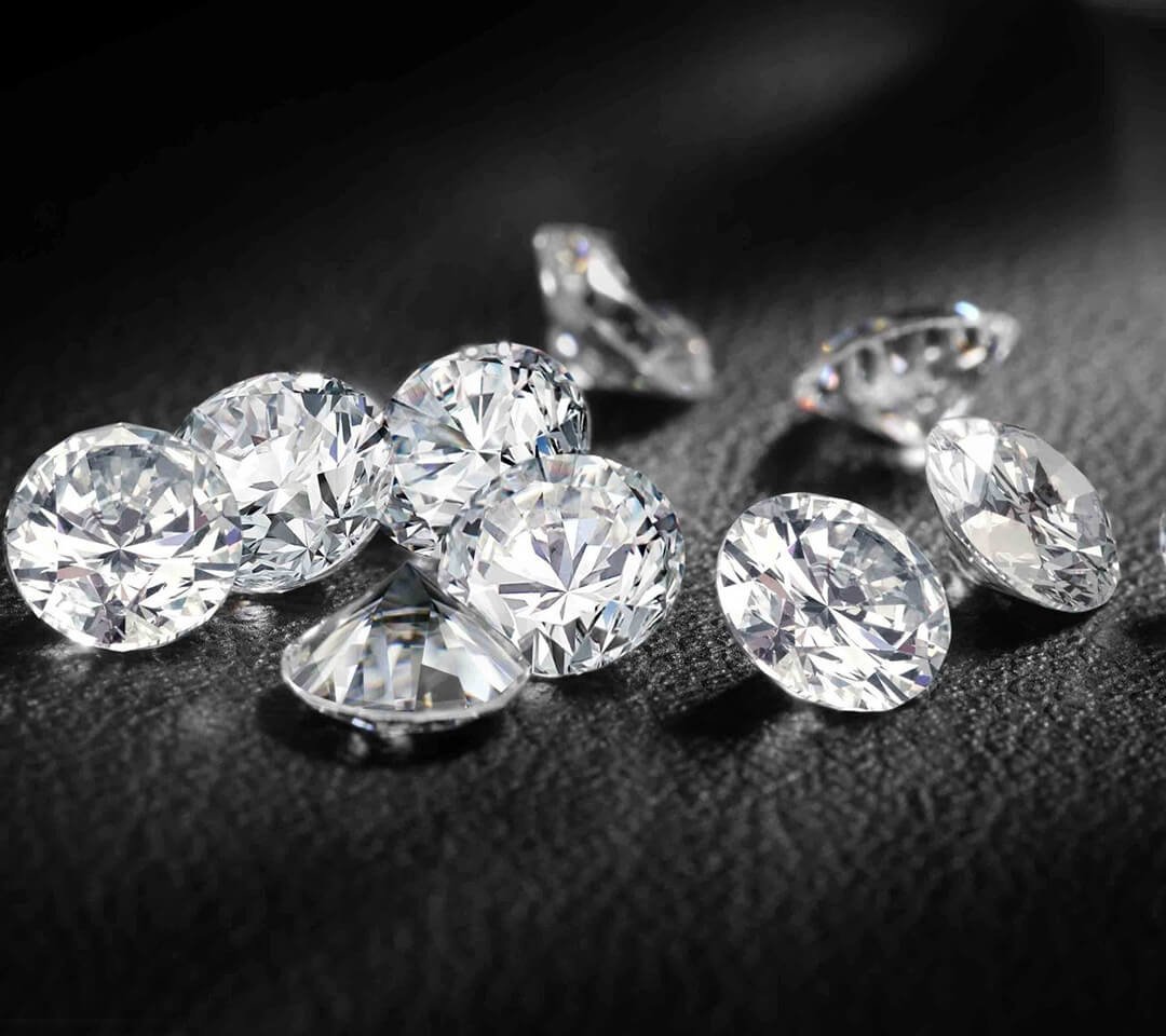 Small loose clearance diamonds